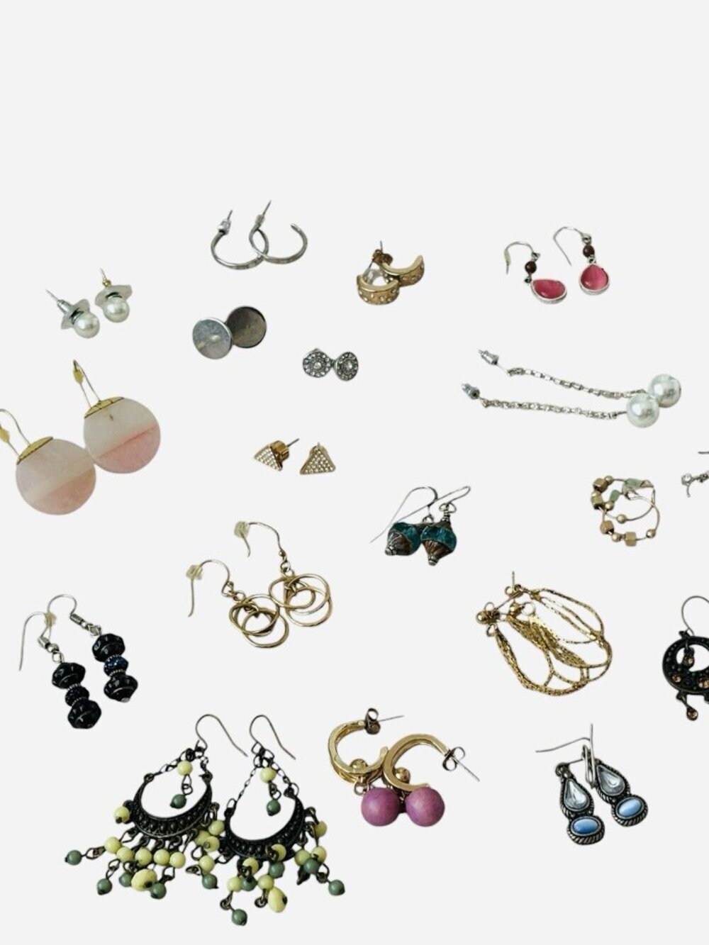 Lot 20 Sets of Earrings Dangle Beaded Stud Boho Chic Elegant